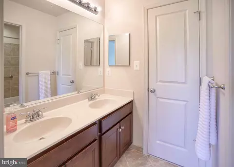 Bath - 13312 Redspire Dr, Silver Spring, MD 20906 photo 1 of 6
