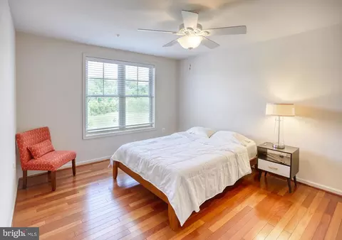 Bedroom - 13312 Redspire Dr, Silver Spring, MD 20906 photo 2 of 5