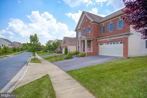 Exterior - 13312 Redspire Dr, Silver Spring, MD 20906 photo 3 of 11
