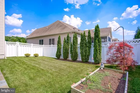 Exterior - 13312 Redspire Dr, Silver Spring, MD 20906 photo 9 of 11