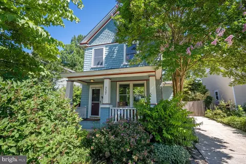 737 Thayer Ave, Silver Spring, MD 20910