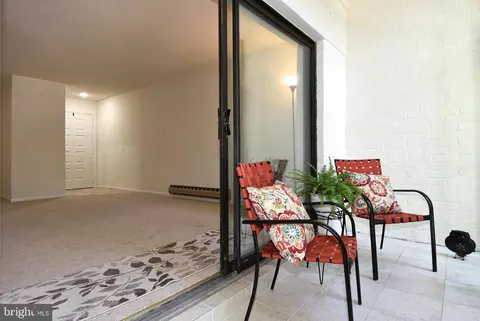 15320 Pine Orchard Dr #83-2D, Silver Spring, MD 20906