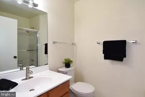 15320 Pine Orchard Dr #83-2D, Silver Spring, MD 20906 photo 27