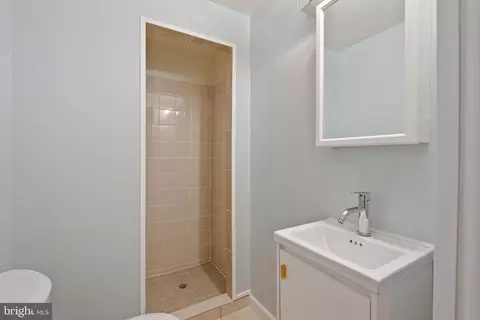 7 London Bridge Ct, Silver Spring, MD 20906 photo 24