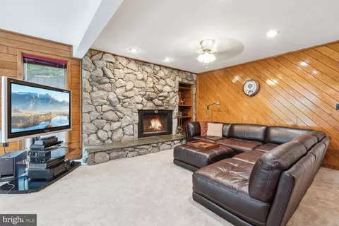 12321 Loft Ln, Silver Spring, MD 20904 photo 13