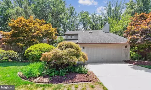 12321 Loft Ln, Silver Spring, MD 20904