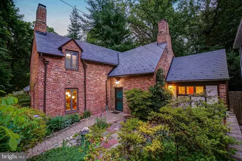 7311 Holly Ave, Takoma Park, MD 20912