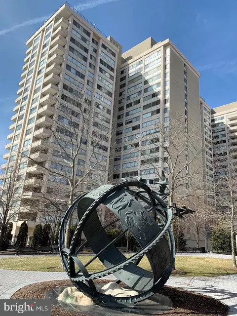 5500 Friendship Blvd #2207N, Chevy Chase, MD 20815