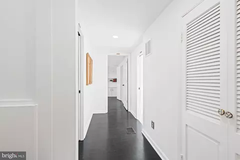 Entry Way - 12 Wellesley Cir, Glen Echo, MD 20812 photo 7 of 7
