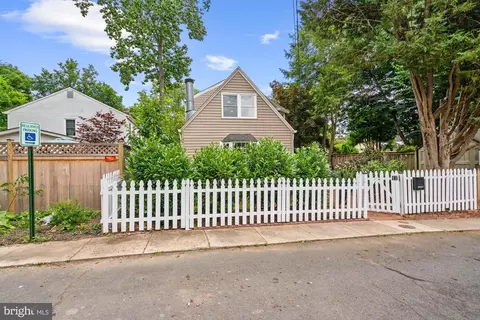 Other - 12 Wellesley Cir, Glen Echo, MD 20812 photo 2 of 15
