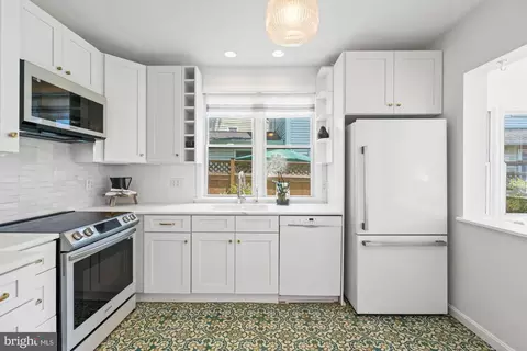 Kitchen - 12 Wellesley Cir, Glen Echo, MD 20812 photo 2 of 3