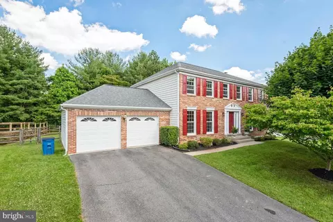 11131 Lake Breeze Dr, North Potomac, MD 20878