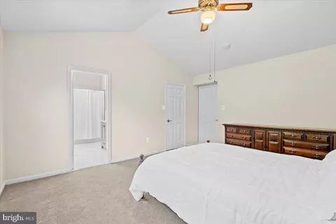 10824 Eberhardt Dr, Gaithersburg, MD 20879 photo 25