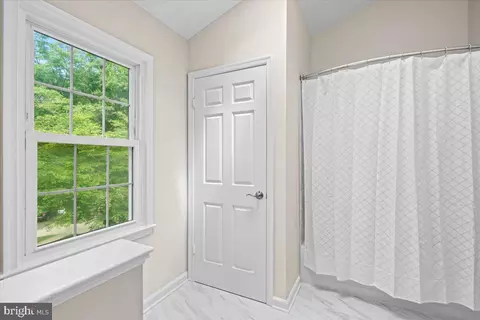 10824 Eberhardt Dr, Gaithersburg, MD 20879 photo 28