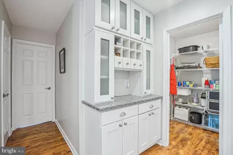 10824 Eberhardt Dr, Gaithersburg, MD 20879 photo 10