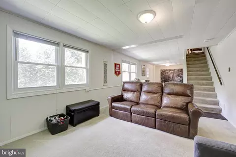 11436 Mapleview Dr, Silver Spring, MD 20902 photo 23