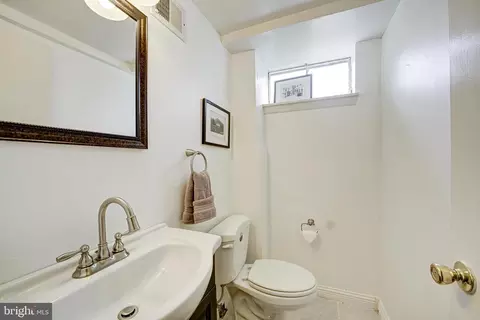 11436 Mapleview Dr, Silver Spring, MD 20902 photo 27