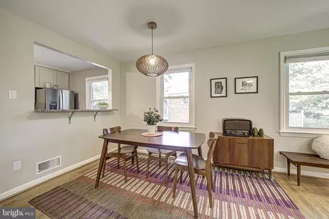 11436 Mapleview Dr, Silver Spring, MD 20902 photo 10