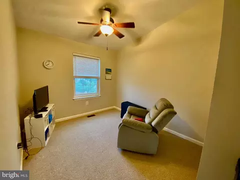 38 Hunters Gate Ct, Silver Spring, MD 20904 photo 14