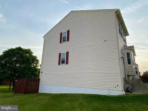 38 Hunters Gate Ct, Silver Spring, MD 20904 photo 24