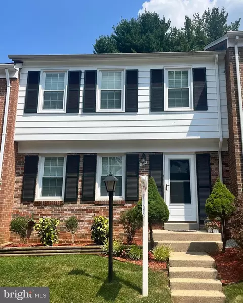 9 Chantilly Ct, Rockville, MD 20850