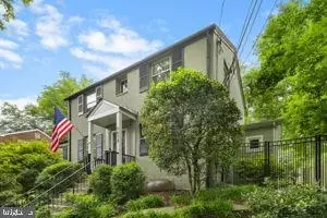 Exterior - 9613 Brunett Ave, Silver Spring, MD 20901 photo 5 of 12