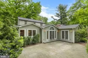 Exterior - 9613 Brunett Ave, Silver Spring, MD 20901 photo 6 of 12