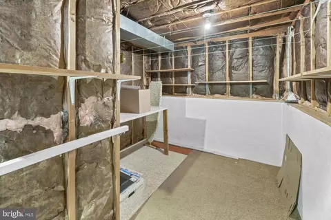 19012 Dowden Cir, Poolesville, MD 20837 photo 39