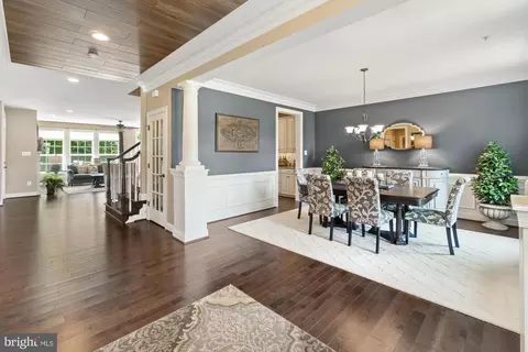 Entry Way - 19600 Lewis Orchard Ln, Poolesville, MD 20837 photo 2 of 16