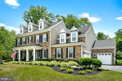 19600 Lewis Orchard Ln, Poolesville, MD 20837