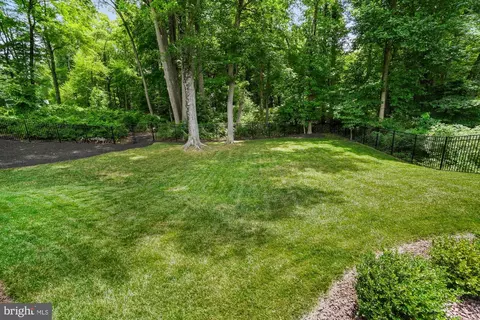 Exterior - 19600 Lewis Orchard Ln, Poolesville, MD 20837 photo 32 of 41