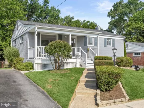11404 Grayling Ln, Rockville, MD 20852