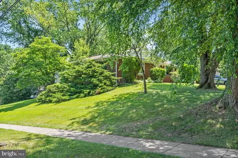 9532 Lawnsberry Ter, Silver Spring, MD 20901 photo 5
