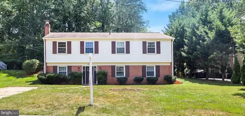6806 Renita Ln, Bethesda, MD 20817