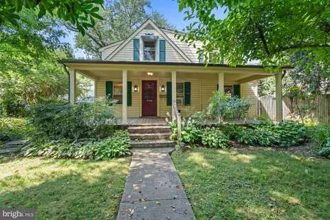 4628 Western Ave, Bethesda, MD 20816