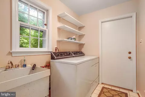 512 Highgate Ter, Silver Spring, MD 20904 photo 8