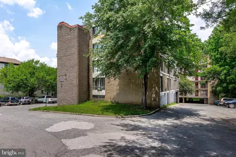 3301 Hewitt Ave #407, Silver Spring, MD 20906 photo 2