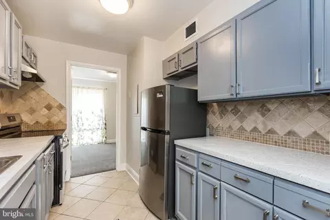 3301 Hewitt Ave #407, Silver Spring, MD 20906 photo 8