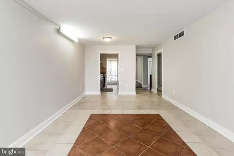 3301 Hewitt Ave #407, Silver Spring, MD 20906 photo 4