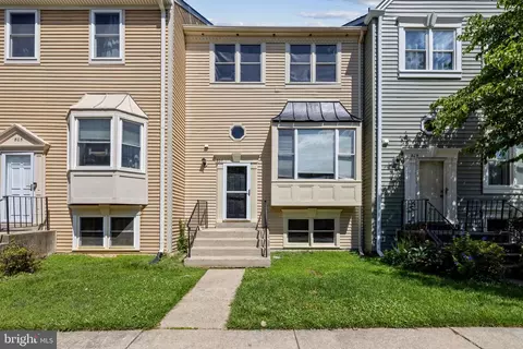 807 Bayridge Dr, Gaithersburg, MD 20878