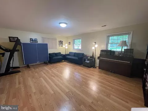 11731 Lovejoy St, Silver Spring, MD 20902 photo 7