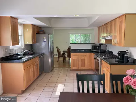 11731 Lovejoy St, Silver Spring, MD 20902 photo 5