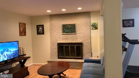 11731 Lovejoy St, Silver Spring, MD 20902 photo 8