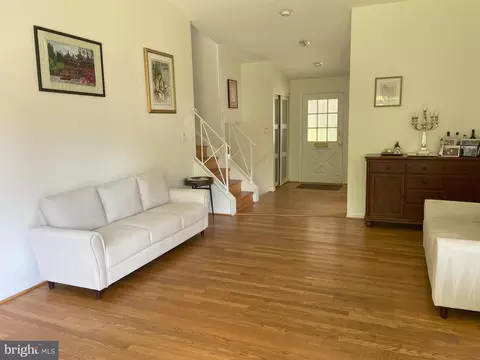 11731 Lovejoy St, Silver Spring, MD 20902 photo 3