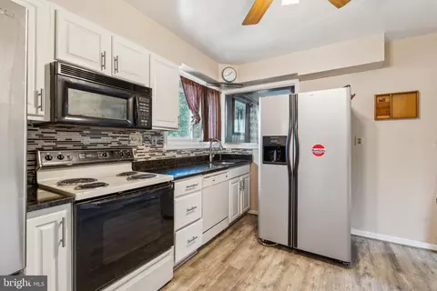 27301 Ridge Rd, Damascus, MD 20872 photo 6