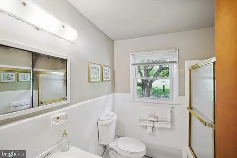 17209 Emerson Dr, Silver Spring, MD 20905 photo 19