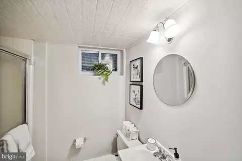 17209 Emerson Dr, Silver Spring, MD 20905 photo 26