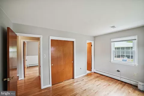 17209 Emerson Dr, Silver Spring, MD 20905 photo 13