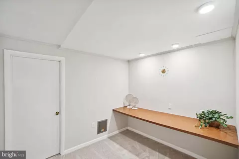 17209 Emerson Dr, Silver Spring, MD 20905 photo 24