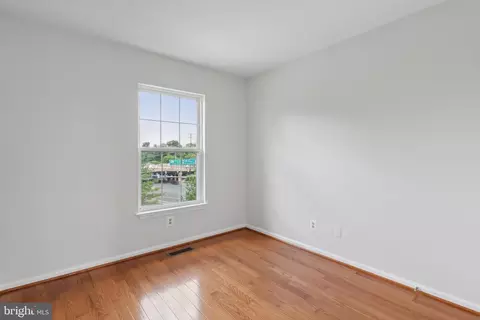 1800 Lansdowne Way, Silver Spring, MD 20910 photo 17
